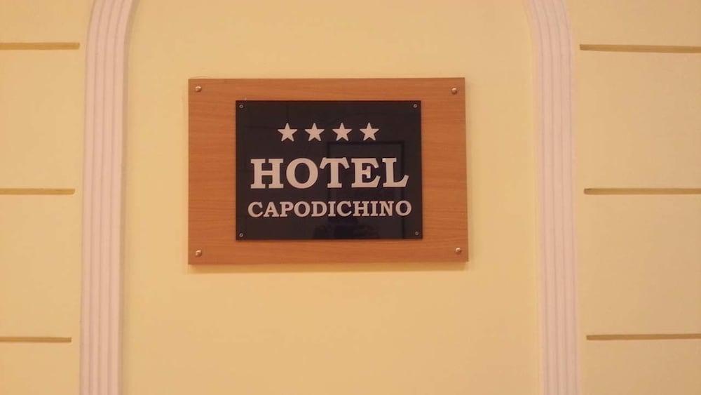 Capodichino International Hotel Napoli Esterno foto